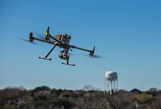 M300 RTK 无人机平台