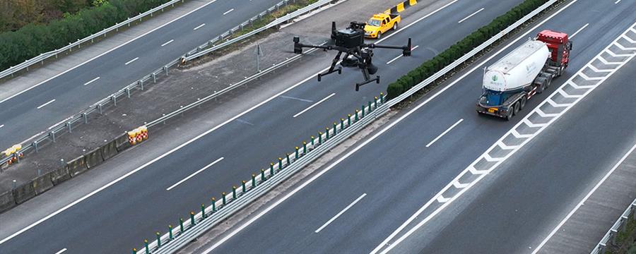 无人机高速公路路面巡检
